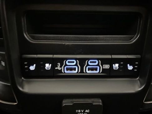 Used 2019 RAM 1500 Limited image 32