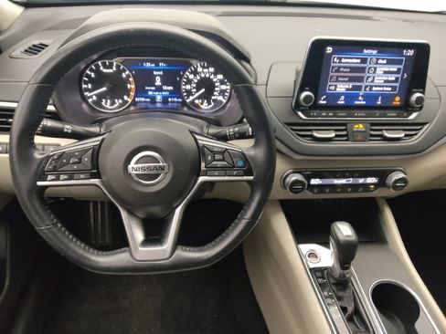 Used 2019 Nissan Altima 2.5 SV FWD image 22