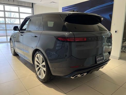 Used 2023 Land Rover Range Rover Sport First Edition AWD/4WD image 7