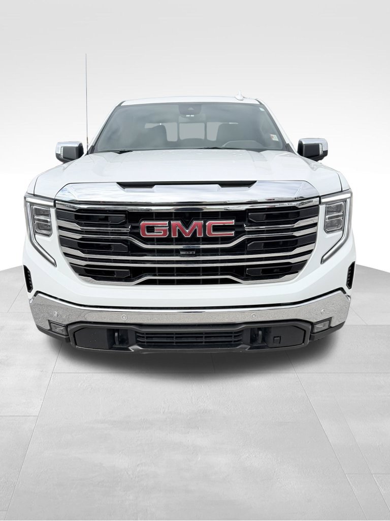 Used 2025 GMC Sierra 1500 SLT w/ SLT Premium Plus Package AWD/4WD image 5