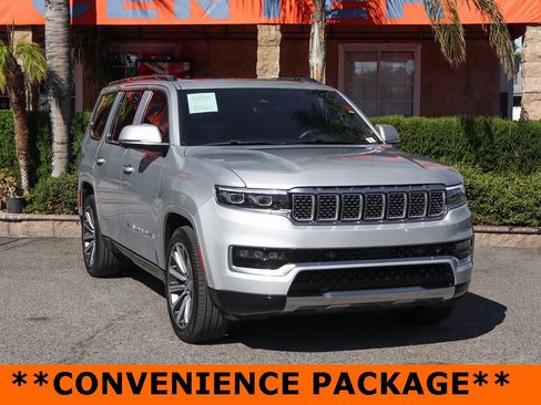 Used 2022 Jeep Grand Wagoneer Series II w/ Convenience Group III image 2