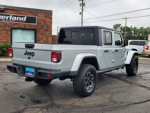 Used 2022 Jeep Gladiator Sport AWD/4WD image 4