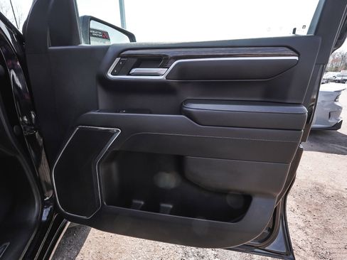 Used 2023 GMC Sierra 1500 Elevation image 13