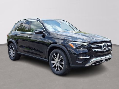 Certified 2025 Mercedes-Benz GLE 450e 4MATIC image 3