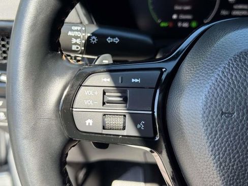 Used 2025 Honda CR-V Sport Touring image 21