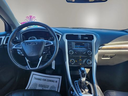 Used 2014 Ford Fusion SE w/ Equipment Group 202A image 24