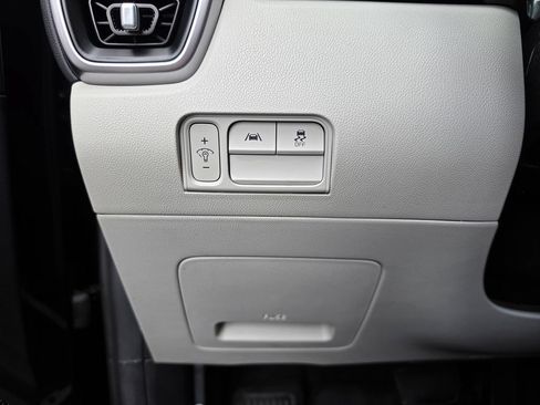 Used 2021 Kia Sorento S FWD image 21