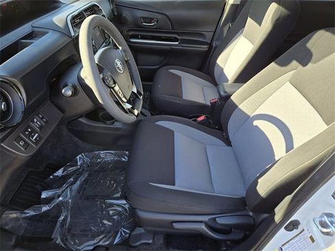 Certified 2018 Toyota Prius C Three image 10