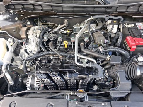 Used 2024 Nissan Altima 2.5 S FWD image 18