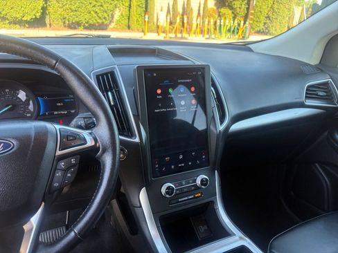 Used 2024 Ford Edge SEL AWD/4WD image 17