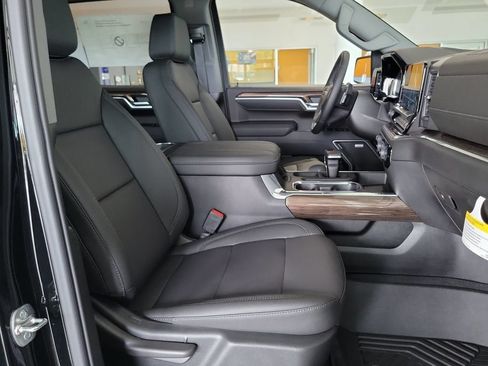 New 2026 Chevrolet Silverado 1500 RST w/ RST All Star Premium Package AWD/4WD image 17
