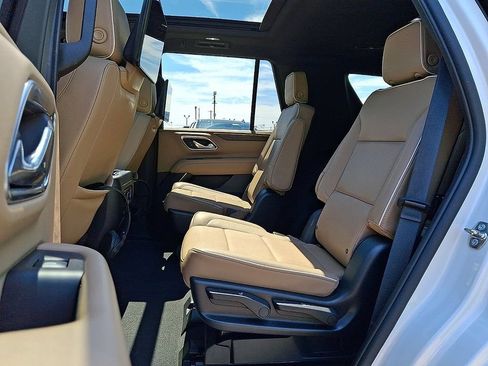 Certified 2023 Chevrolet Tahoe Premier w/ Advanced Technology Package AWD/4WD image 11