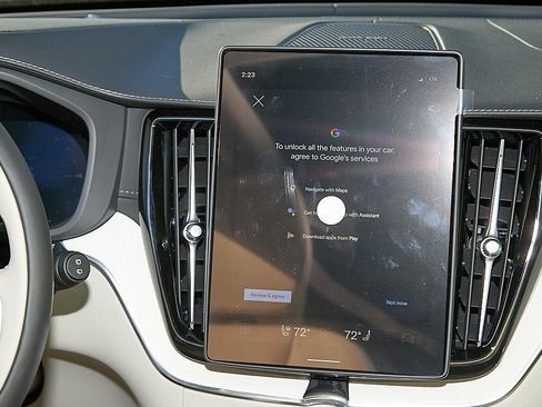 New 2026 Volvo XC60 T8 Ultra w/ Protection Package Premier image 25