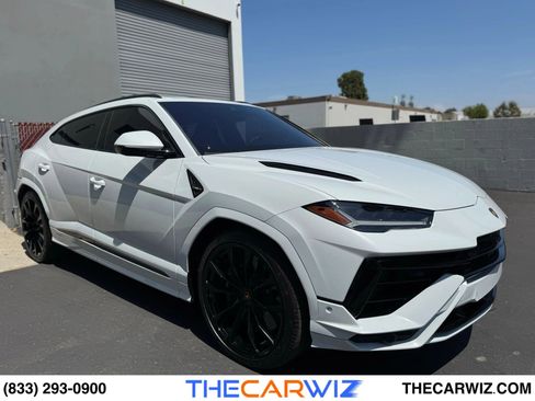 Used 2023 Lamborghini Urus S image 13