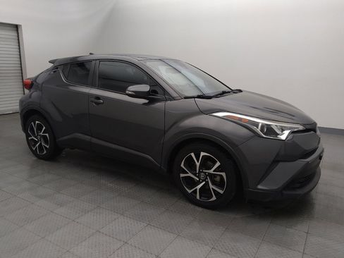 Used 2018 Toyota C-HR XLE image 11