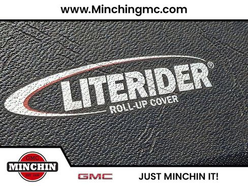 Used 2023 Chevrolet Suburban Premier AWD/4WD image 30