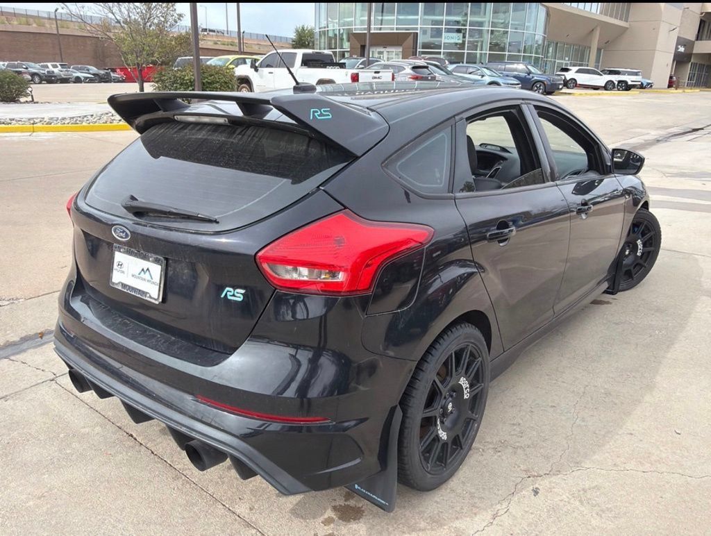 Used 2017 Ford Focus RS AWD/4WD image 5