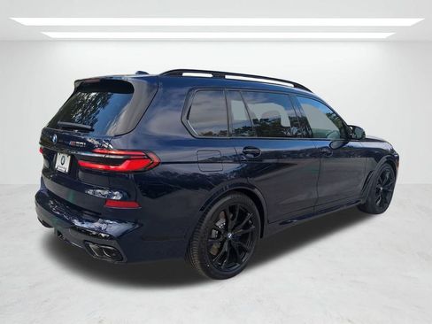 New 2026 BMW X7 M60i image 4