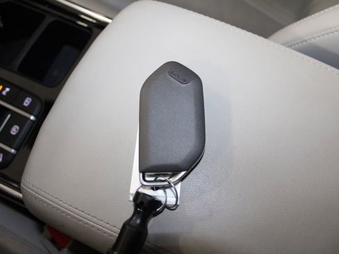 Used 2024 Kia Sorento SX image 56