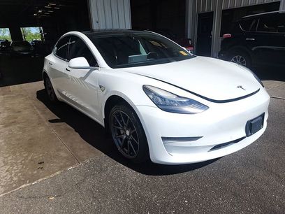Used 2019 Tesla Model 3 Standard Range Plus