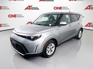Used 2025 Kia Soul LX w/ LX Technology Package FWD video 3