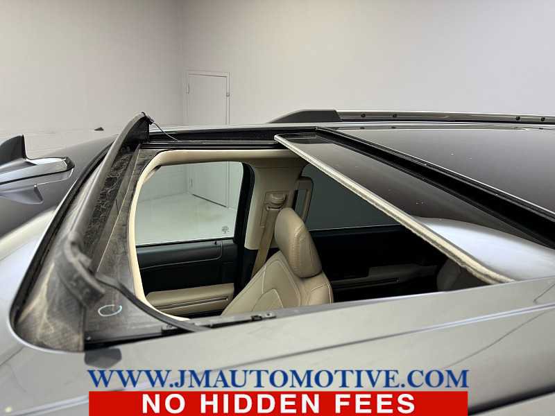 Used 2023 Ford Expedition Max Limited AWD/4WD image 11