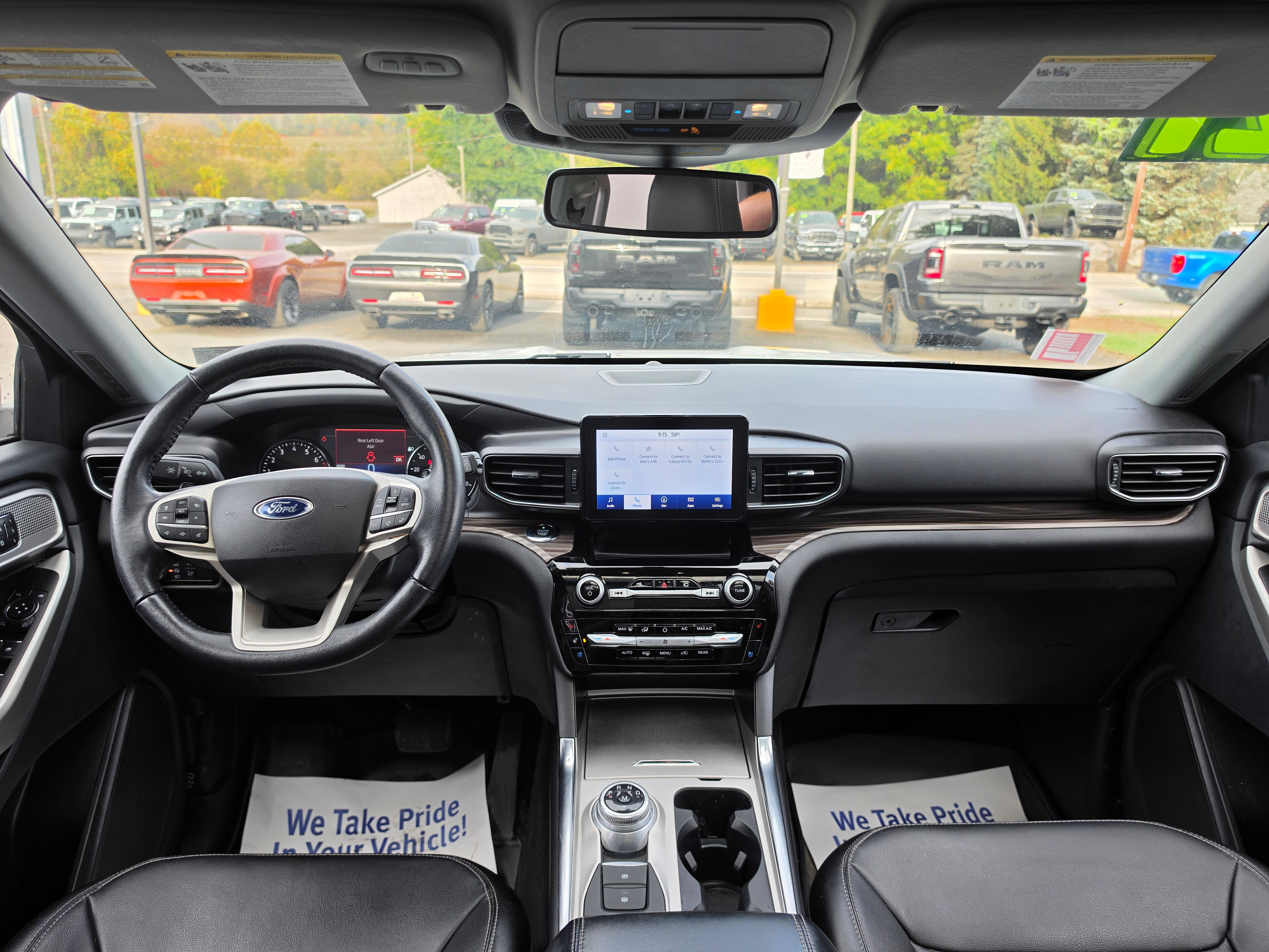 Used 2021 Ford Explorer Limited w/ Equipment Group 301A AWD/4WD image 16