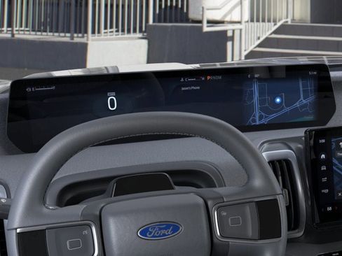 New 2026 Ford Expedition Active image 13