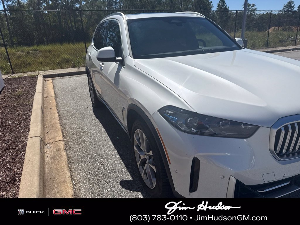 Used 2025 BMW X5 xDrive50e w/ Climate Comfort Package AWD/4WD image 5