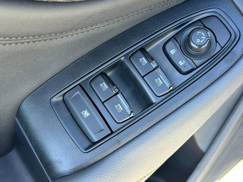 Used 2025 Subaru Outback Wilderness image 18