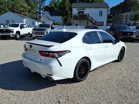 Used 2023 Toyota Camry SE FWD image 7
