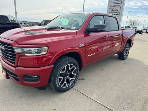 New 2026 RAM 1500 Laramie AWD/4WD image 3