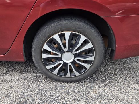 Used 2016 Nissan Sentra SV FWD image 9