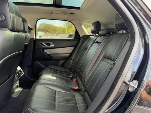 Used 2019 Land Rover Range Rover Velar S image 17