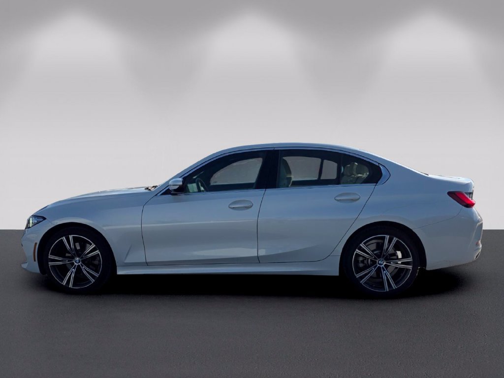 Certified 2024 BMW 330i Sedan w/ Convenience Package RWD image 7