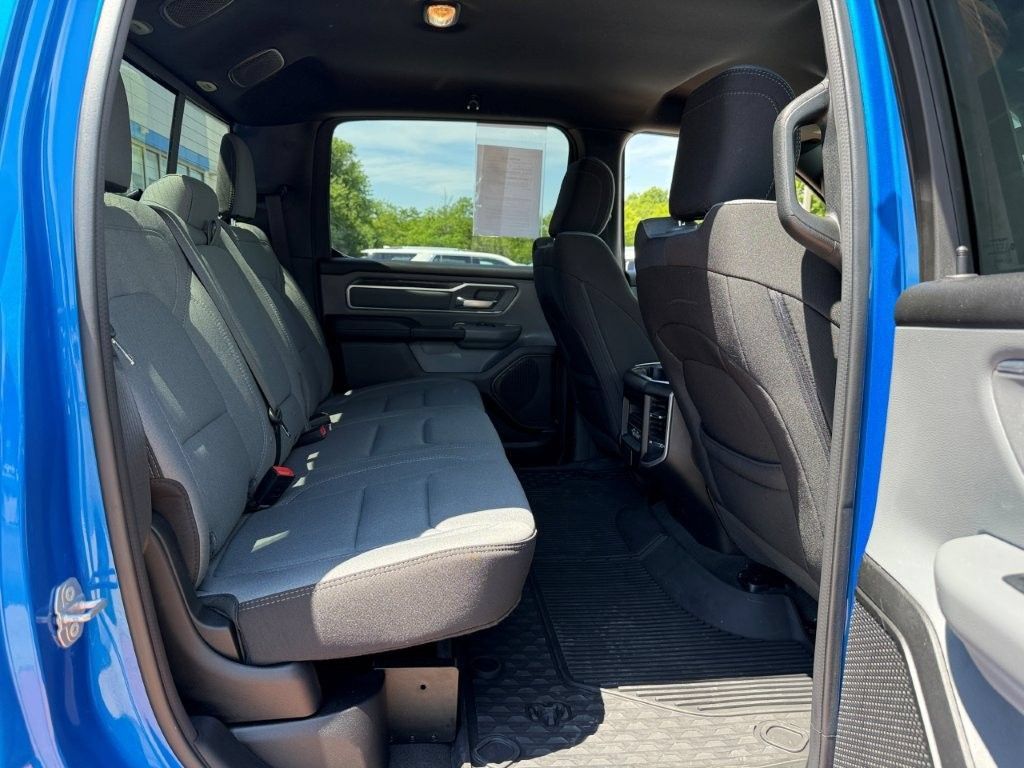 Used 2023 RAM 1500 Big Horn AWD/4WD image 18