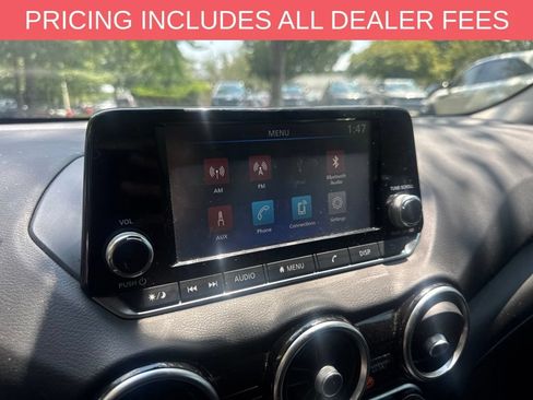Used 2024 Nissan Sentra S w/ Lighting Package FWD image 4