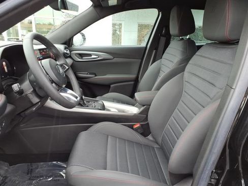 Used 2024 Dodge Hornet GT w/ GT Blacktop Package AWD/4WD image 9