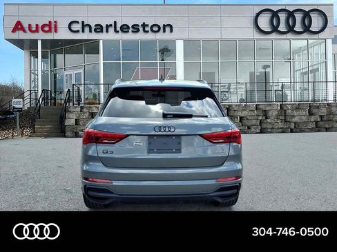 Certified 2025 Audi Q3 2.0T Premium w/ Convenience Package AWD/4WD image 4