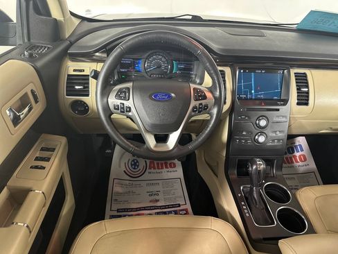 Used 2018 Ford Flex SEL w/ Equipment Group 202A AWD/4WD image 25