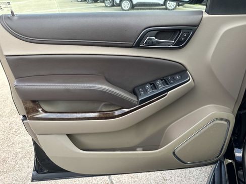 Used 2019 Chevrolet Tahoe LS image 17