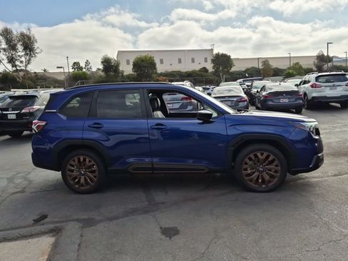 Used 2025 Subaru Forester Sport w/ Popular Package #1 AWD/4WD image 4