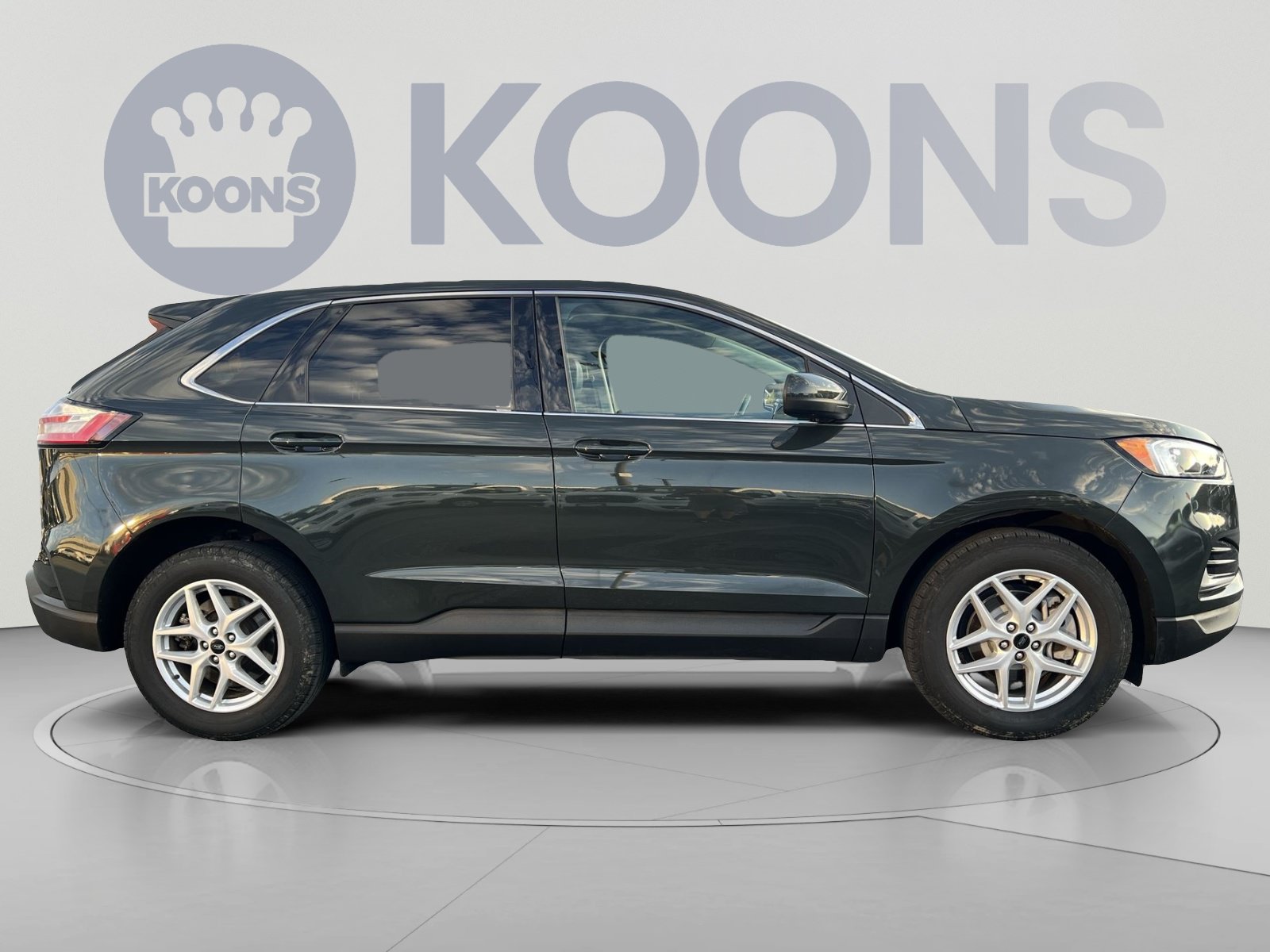 Used 2024 Ford Edge SEL AWD/4WD image 8