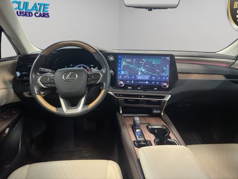 Used 2024 Lexus RX 350 Premium Plus w/ Convenience Package AWD/4WD image 12