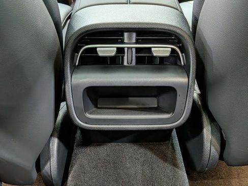 Used 2026 Mercedes-Benz E 350 Sedan image 18