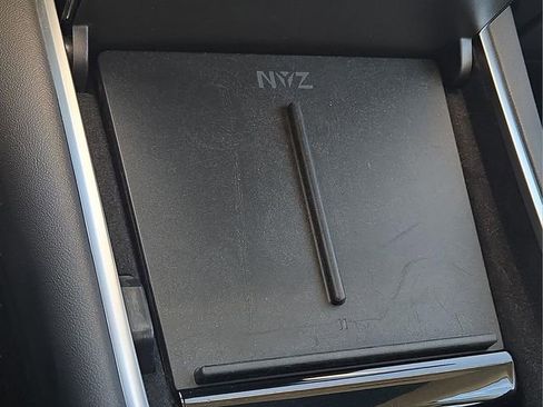 Used 2018 Tesla Model 3 Mid Range image 23