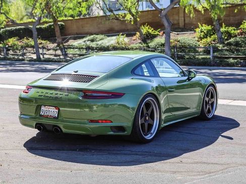 Used 2019 Porsche 911 GT3 RS image 5