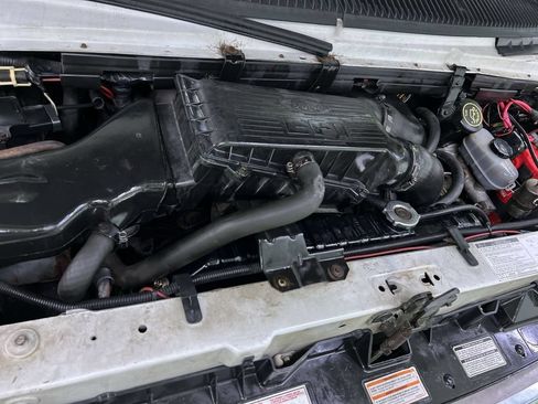 Used 1993 Ford E-250 and Econoline 250 Heavy-Duty Extended RWD image 30