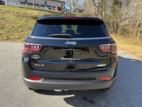 New 2026 Jeep Compass Latitude image 7
