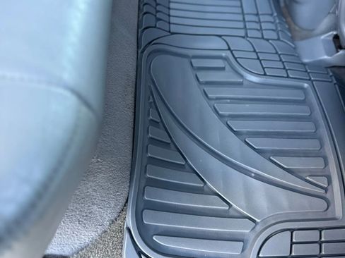 Used 2005 Lexus LX 470 4WD image 19